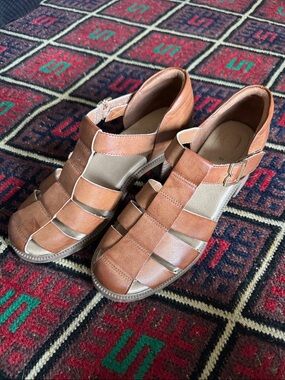 Dr. Scholl's vegan leather fisherman Sandals